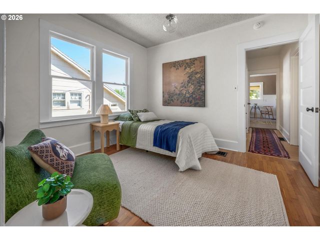 7316 N KERBY Ave, Portland, OR 97217