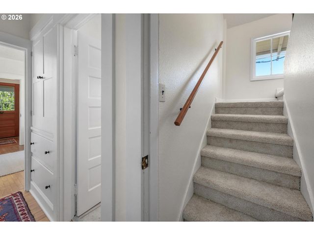 7316 N KERBY Ave, Portland, OR 97217