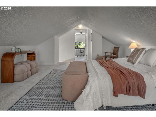 7316 N KERBY Ave, Portland, OR 97217