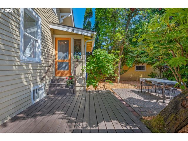 7316 N KERBY Ave, Portland, OR 97217