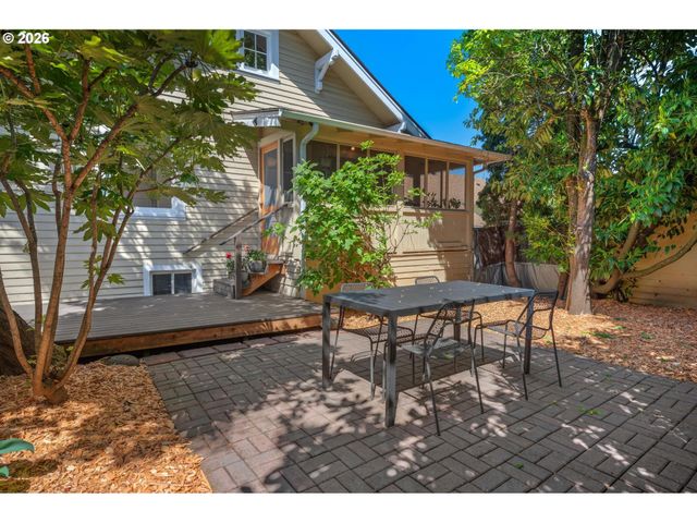 7316 N KERBY Ave, Portland, OR 97217