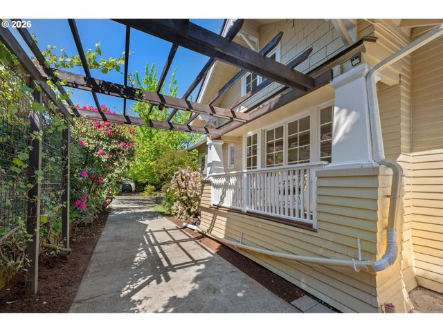 7316 N KERBY Ave, Portland, OR 97217
