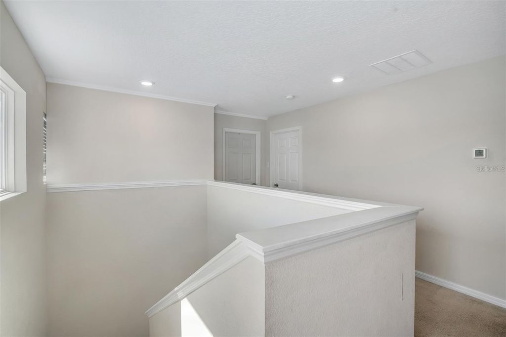 Image 12 of property listing at 548 OGELTHORPE DRIVE, Davenport, FL 33897