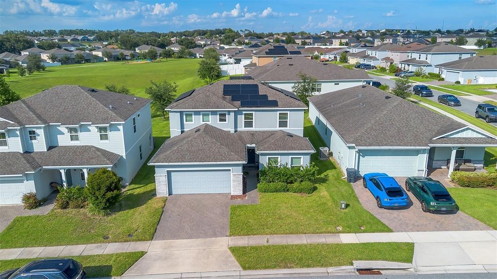 Image 25 of property listing at 548 OGELTHORPE DRIVE, Davenport, FL 33897