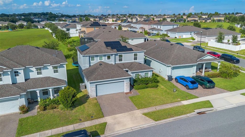 Image 26 of property listing at 548 OGELTHORPE DRIVE, Davenport, FL 33897