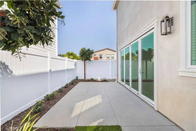 316 22nd Street, Costa Mesa, CA 92627