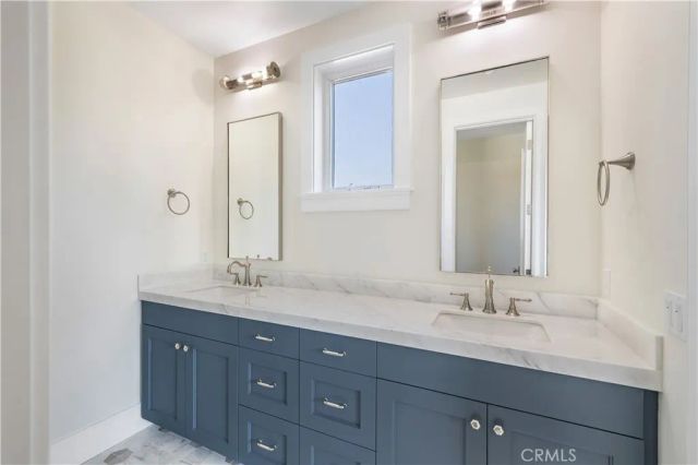 316 22nd Street, Costa Mesa, CA 92627