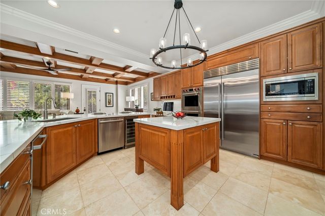 2 Rosana, Coto De Caza, CA 92679