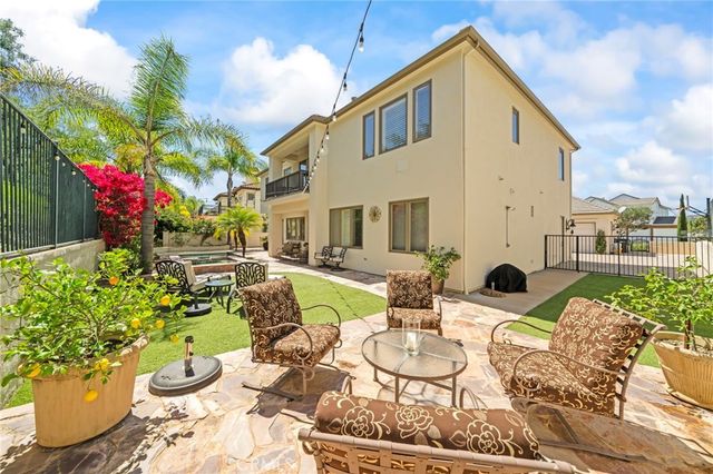 2 Rosana, Coto De Caza, CA 92679