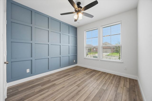 805 Serenity Sound Drive, Lavon, TX 75166