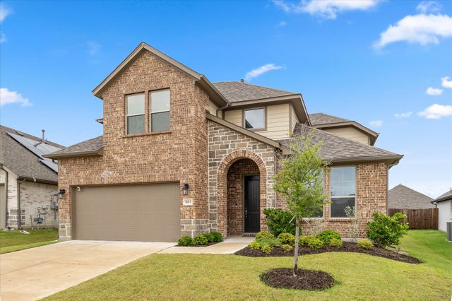 805 Serenity Sound Drive, Lavon, TX 75166