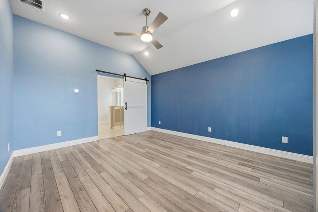 805 Serenity Sound Drive, Lavon, TX 75166