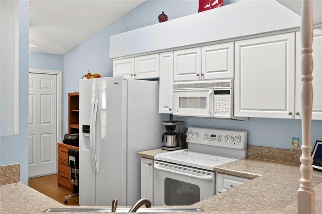 26627 RACQUET CIRCLE, Leesburg, FL 34748