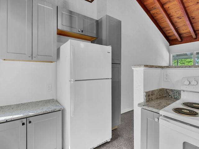 856 Dahlia Lane B, Vero Beach, FL 32963