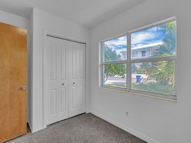 856 Dahlia Lane B, Vero Beach, FL 32963