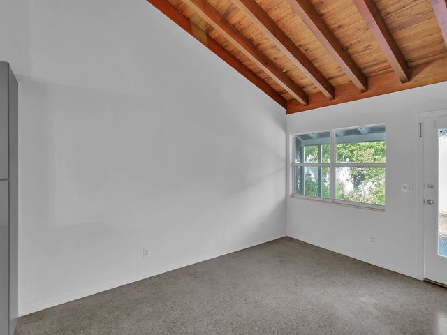 856 Dahlia Lane B, Vero Beach, FL 32963