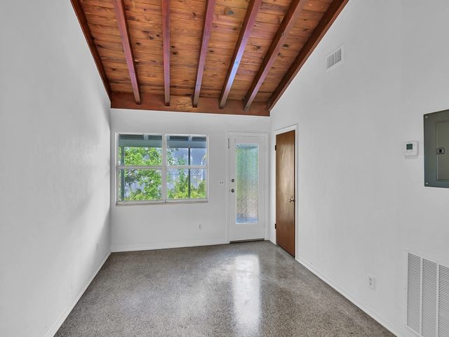 856 Dahlia Lane B, Vero Beach, FL 32963