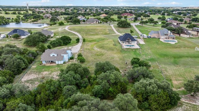 1104 Bentwater Parkway, Granbury, TX 76049