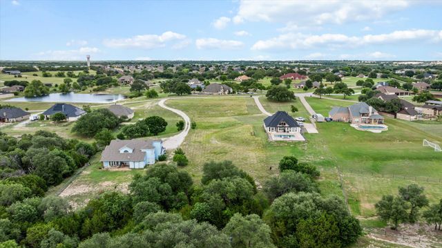 1104 Bentwater Parkway, Granbury, TX 76049
