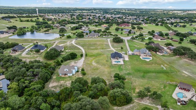 1104 Bentwater Parkway, Granbury, TX 76049