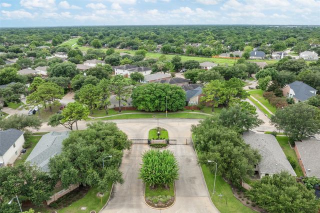 15610 Manorford Court, Houston, TX 77095