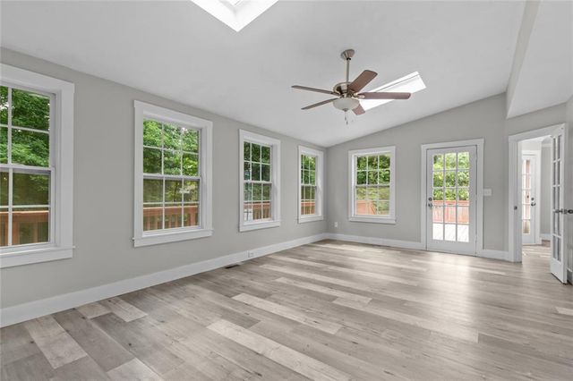 773 Huntington Way NW, Lilburn, GA 30047