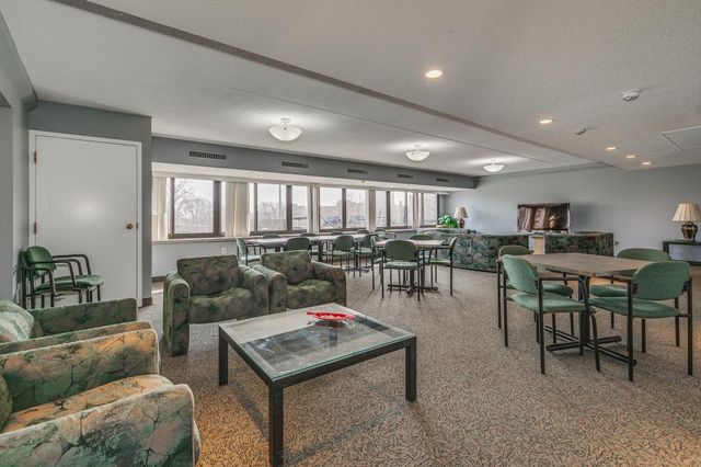 1920 S 1st Street 1706, Minneapolis, MN 55454