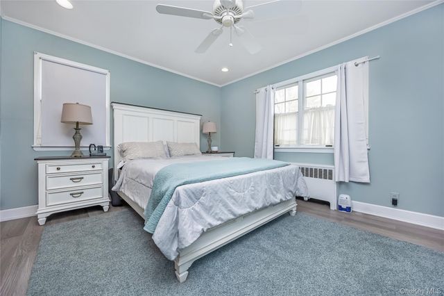 72 Seaman Road, Glen Cove, NY 11542