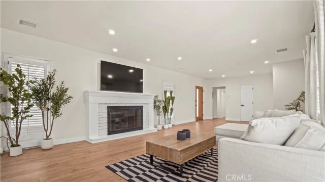 4711 Tyrone, Sherman Oaks, CA 91423