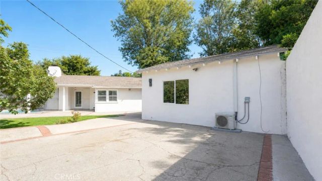 4711 Tyrone, Sherman Oaks, CA 91423