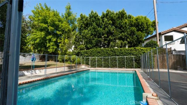 4711 Tyrone, Sherman Oaks, CA 91423