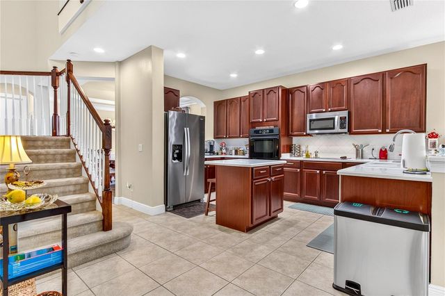 3198 HEIRLOOM ROSE PLACE, Oviedo, FL 32766