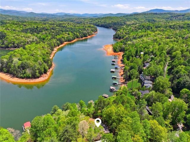 11 Falcon Drive, Blairsville, GA 30512