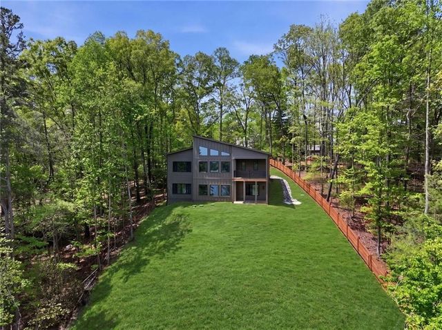 11 Falcon Drive, Blairsville, GA 30512