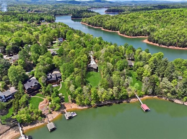 11 Falcon Drive, Blairsville, GA 30512