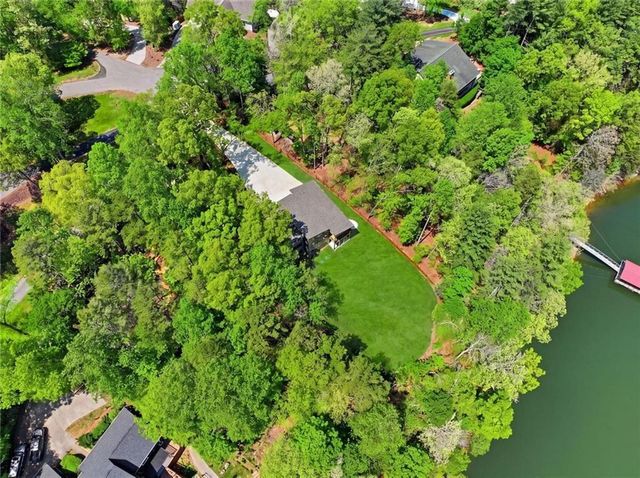11 Falcon Drive, Blairsville, GA 30512
