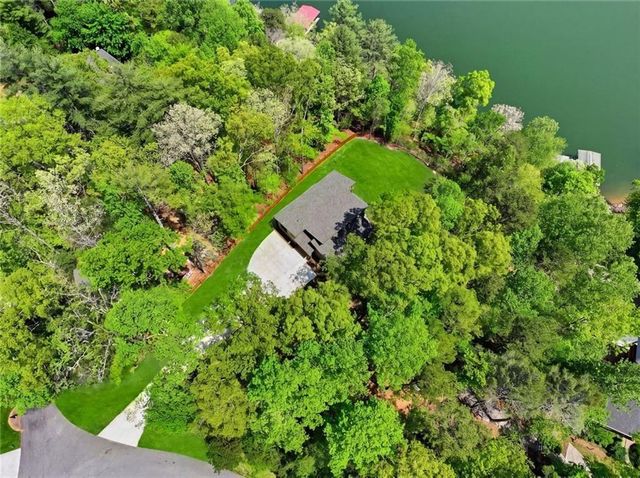 11 Falcon Drive, Blairsville, GA 30512