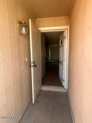 6215 W Tierra Buena Lane, Glendale, AZ 85306