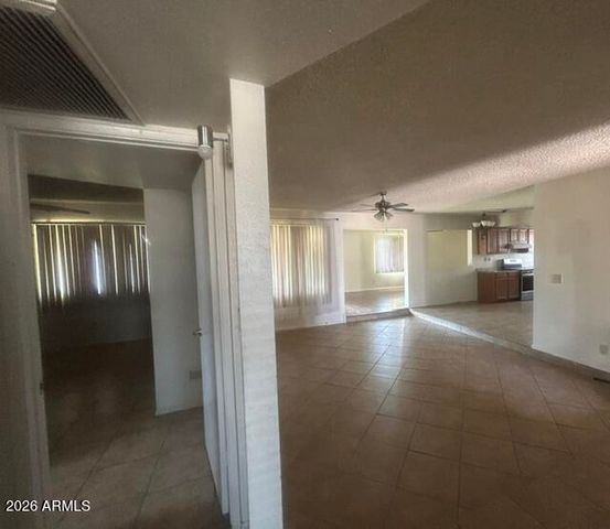 6215 W Tierra Buena Lane, Glendale, AZ 85306