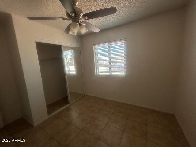 6215 W Tierra Buena Lane, Glendale, AZ 85306