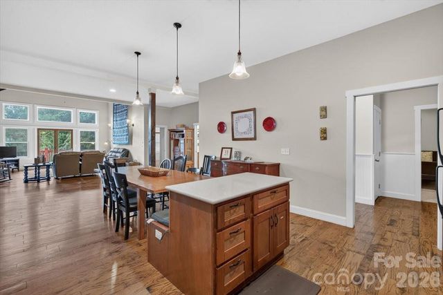 199 Atkins Loop, Lake Junaluska, NC 28745