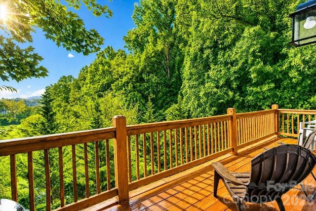 199 Atkins Loop, Lake Junaluska, NC 28745