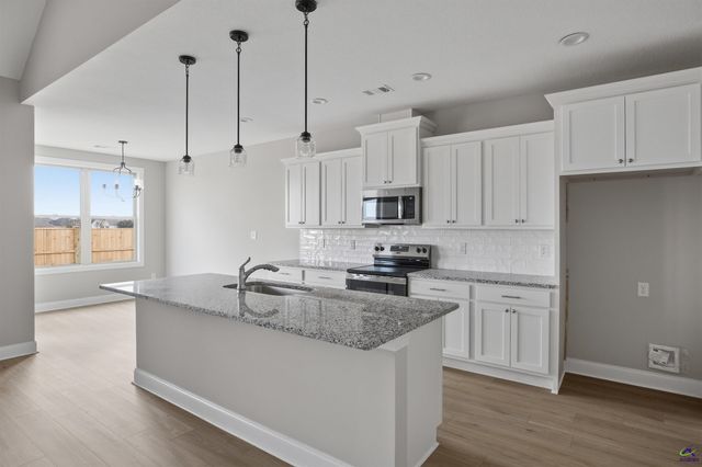 204 Farmland Circle, Perry, GA 31069