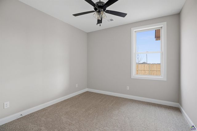 204 Farmland Circle, Perry, GA 31069