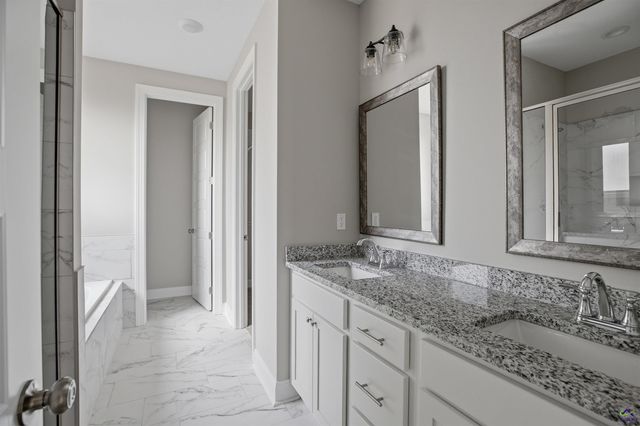 204 Farmland Circle, Perry, GA 31069