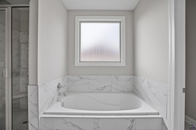 204 Farmland Circle, Perry, GA 31069