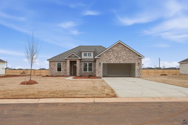 204 Farmland Circle, Perry, GA 31069