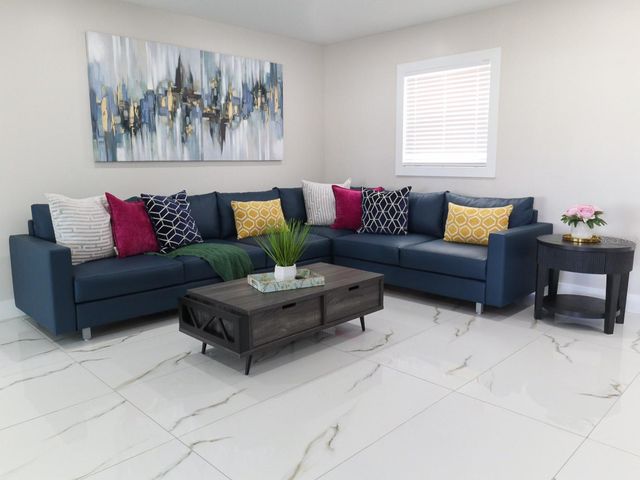 10707 DONBRESE AVENUE, Tampa, FL 33615