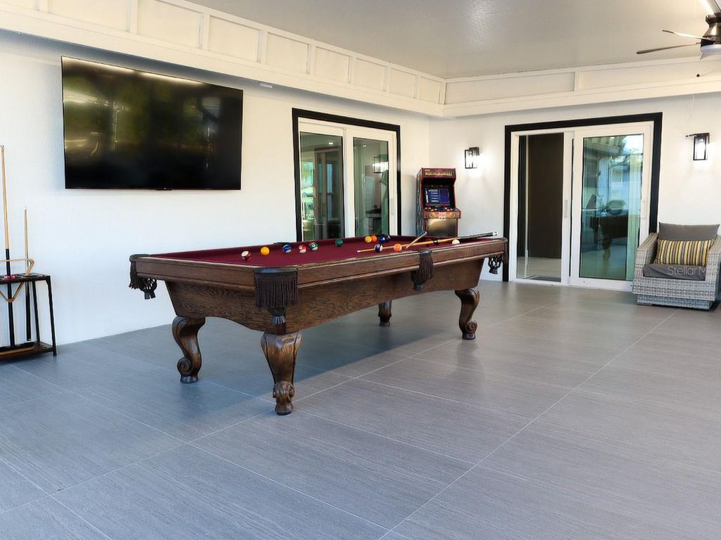Image 36 of property listing at 10707 DONBRESE AVENUE, Tampa, FL 33615