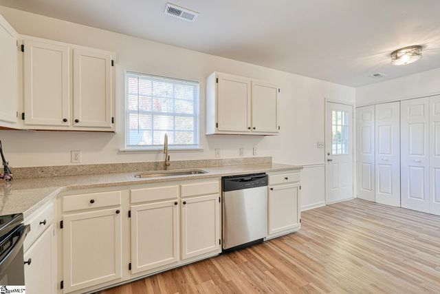 138 Gower Road, Spartanburg, SC 29303